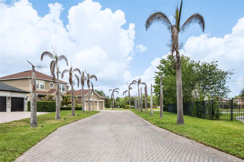 5 bedroom Single Family Residence at 2849 CURVING OAKS WAY, CYPRESS LAKES PCLS H & I, ORLANDO — photo 2