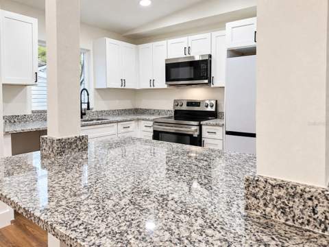 702 Avenue C, Winter Haven FL - photo 6 of 6