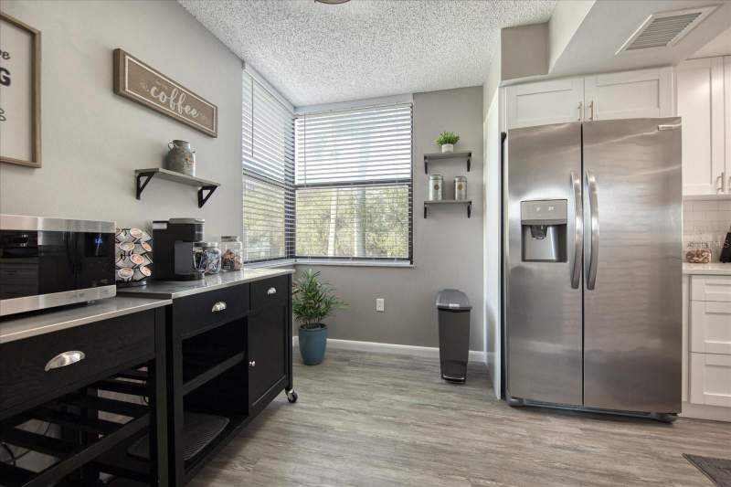 2 bedroom Condominium at 1324 Pasadena Avenue #201, Pasadena Cove Condo, South Pasadena — photo 5