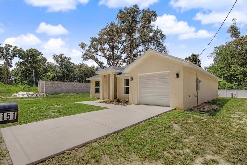 3 bedroom Single Family Residence at 151 SE 81st Street, Orange Ave Suburban Sites, Ocala — photo 2
