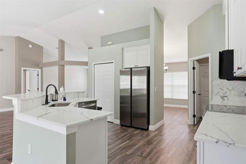 4 bedroom Single Family Residence at 10487 Bradford Street, Spring Hill Unit 18, Spring Hill — photo 4