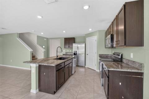 2818 Gumbo Limbo Drive, Wimauma FL - photo 9 of 71