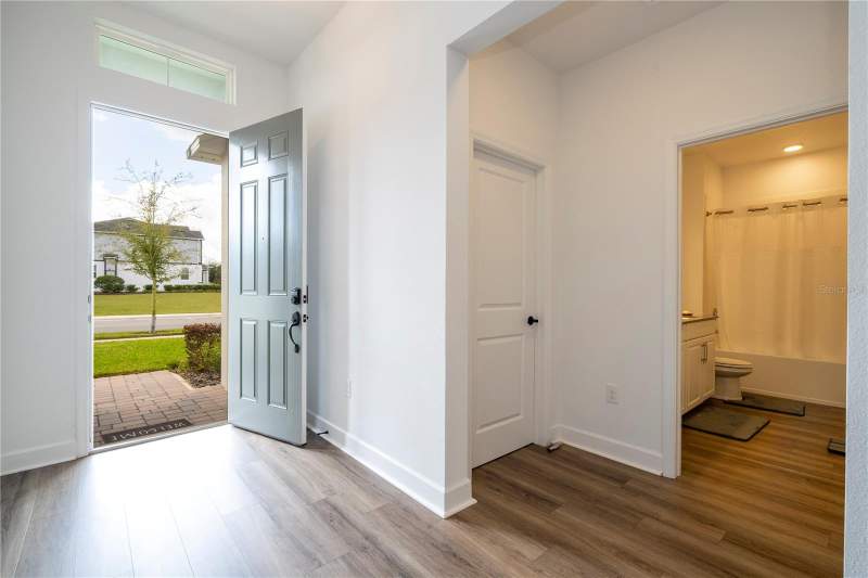 4 bedroom Single Family Residence at 734 Creeping Fig Street, Emerson Pointe-Apopka, Apopka — photo 4