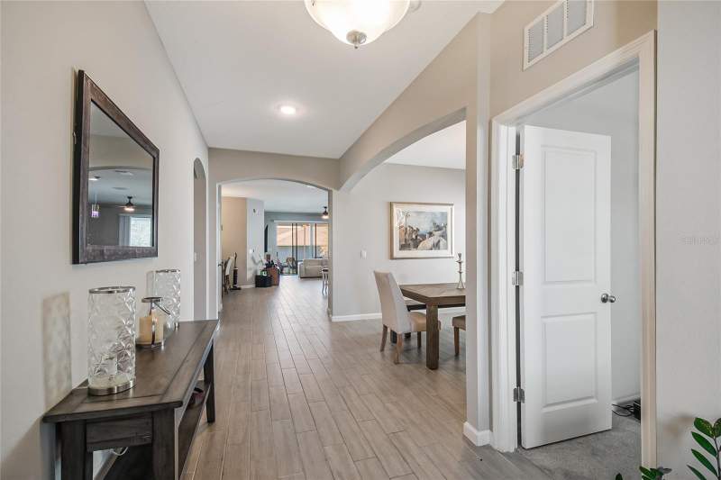4 bedroom Single Family Residence at 1073 Chelan Falls Drive, Lakewood Park Ph 1, Deland — photo 5