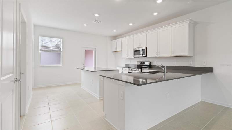 3 bedroom Townhouse at 2204 RED SUN STREET, BRONSONS RIDGE 25 TH, APOPKA — photo 3