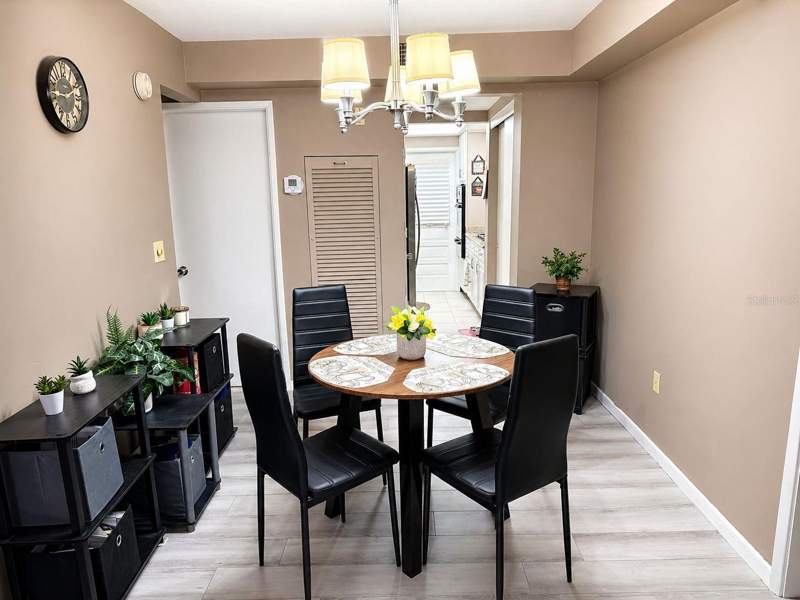2 bedroom Condominium at 5810 21st Street #2, Town Apts Condo, St Petersburg — photo 3