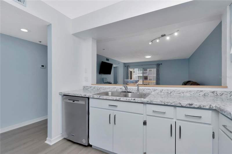 2 bedroom Condominium at 6817 Stones Throw Circle #17203, Stones Throw Condo, St Petersburg — photo 5