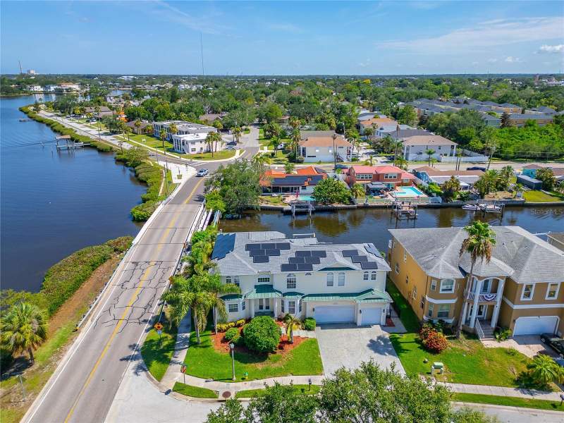 4 bedroom Single Family Residence at 339 Manatee Lane, Whitcomb Point, Tarpon Springs — photo 5