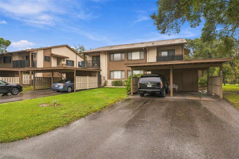 2 bedroom Condominium at 12912 Wedgewood Way #C, Beacon Woods Wedgewood Condo, Hudson — photo 5