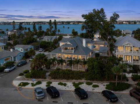 106 2nd Avenue, St Pete Beach FL - photo 6 of 97