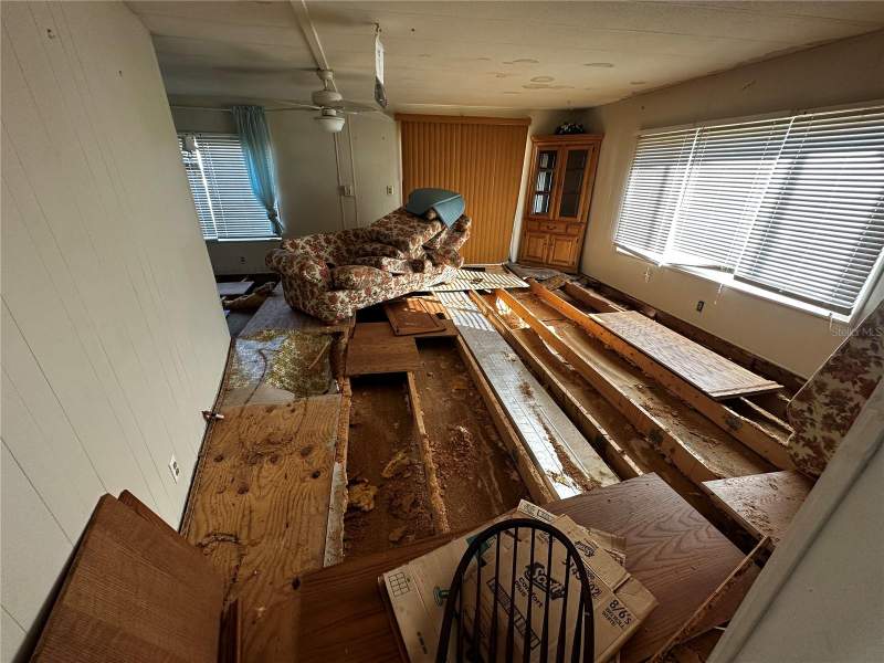 3 bedroom Mobile Home at 361 Tampico Drive, Tropic Isles Co-Op, Palmetto — photo 5