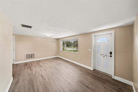 3640 Landale Drive, Holiday FL - photo 12 of 38