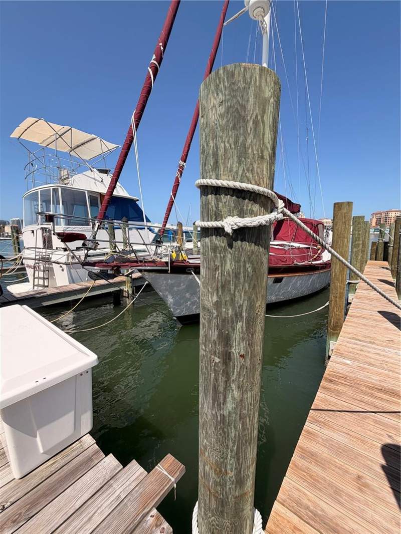  bedroom Dock-Rackominium at 200 Windward Passage #28F, Island Yacht Club Marina, Clearwater — photo 3