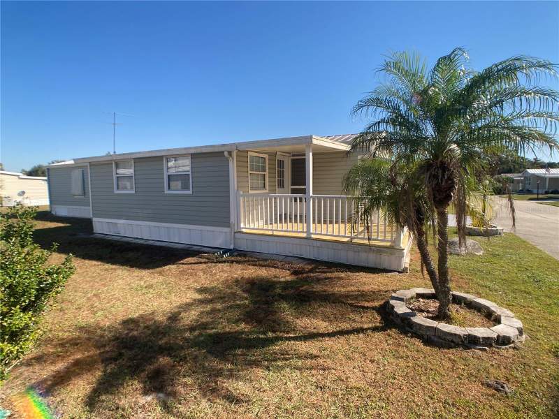 2 bedroom Manufactured Home at 1710 7th Street #44, Ruskin Colony Farms 3rd Add, Ruskin — photo 2
