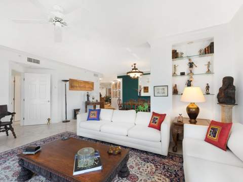 5430 Eagles Point Circle #101, Sarasota FL - photo 15 of 59