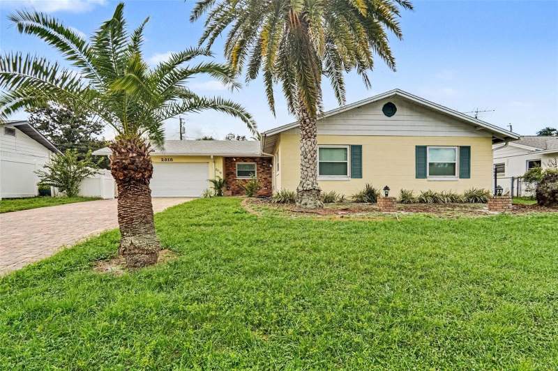 2818 AMBERGATE ROAD home for sale in Winter Park Estates