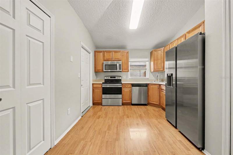 3 bedroom Single Family Residence at 1077 Sugarberry Trail, Alafaya Woods Ph 21B, Oviedo — photo 5
