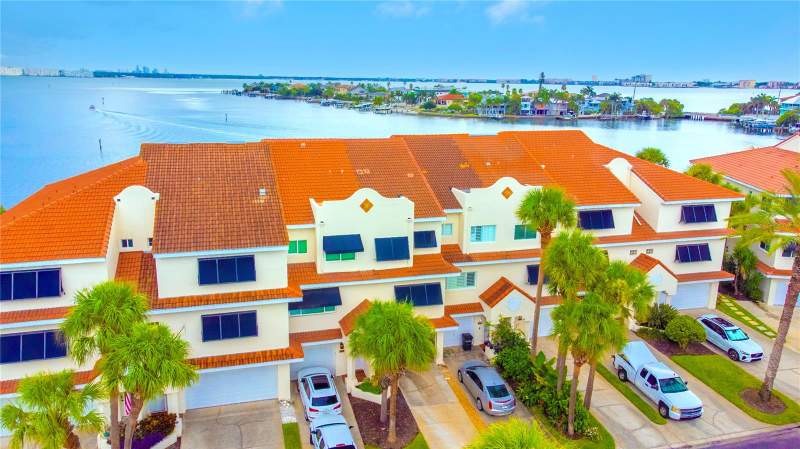 4 bedroom Townhouse at 4651 Mirabella Court, Mirabella Townhomes, St Pete Beach — photo 4