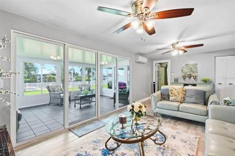 485 Flamingo Drive, Apollo Beach FL - photo 8 of 43