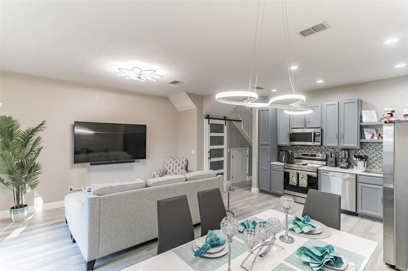 4 bedroom Townhouse at 2468 CARAVELLE CIRCLE, CORAL CAY RESIDENCE, KISSIMMEE — photo 3