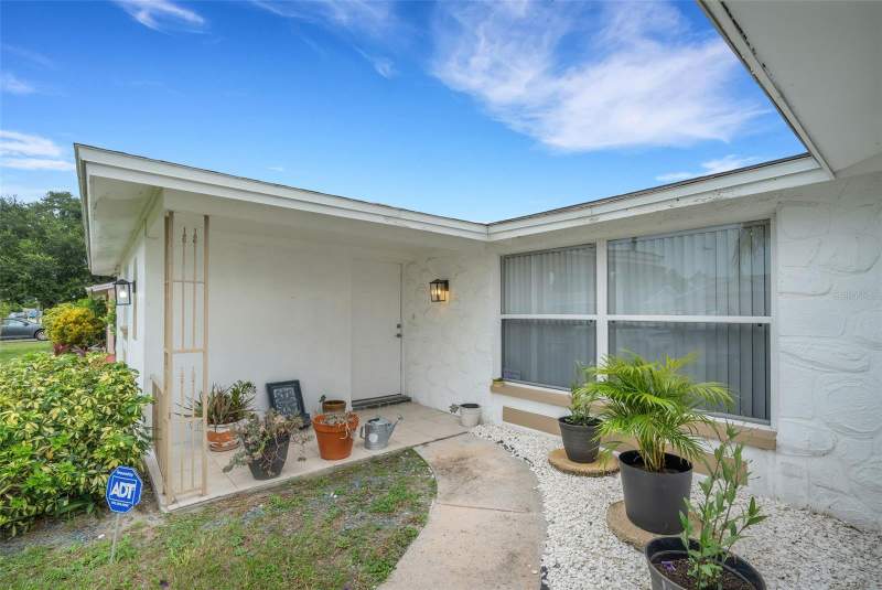 2 bedroom Single Family Residence at 7234 Oakshire Drive, Embassy Hills, Port Richey — photo 3