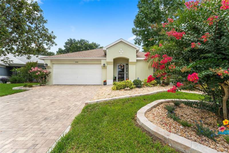 3 bedroom Single Family Residence at 1920 BURCHSTONE DRIVE, ASHBURY PARK, ORLANDO — photo 2