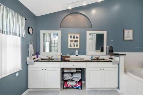 13853 Pimberton Drive, Hudson FL - photo 18 of 47