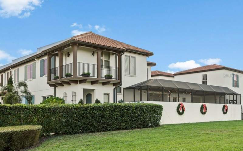 8801 FOUNTAIN PALM ALLEY home for sale in Lakeshore Preserve