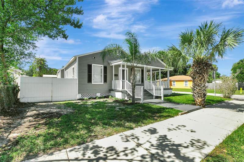 3 bedroom Single Family Residence at 3812 N Tampa Street, Arlington Heights, Tampa — photo 2