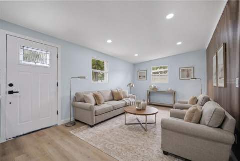 3215 Welborn Way, Tampa FL - photo 7 of 10