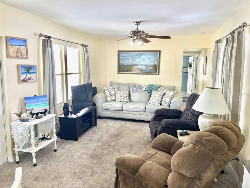 2 bedroom Mobile Home at 9790 66th Street #111, Clearwater Cascade M/H Park Unrec, Pinellas Park — photo 3