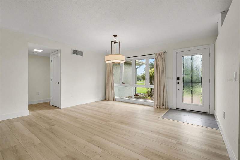 3 bedroom Single Family Residence at 452 50th Street, Palmetto Point, Palmetto — photo 4