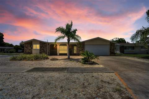 5834 Embay Avenue, New Port Richey FL - photo 8 of 55