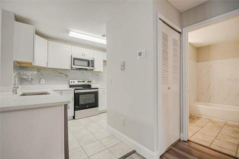 7511 Seurat Street #10102, Orlando FL - photo 14 of 37