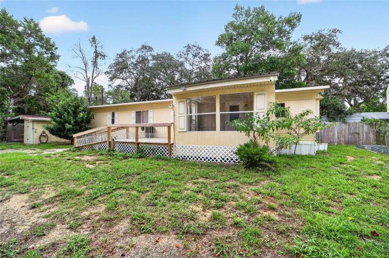 2 bedroom Manufactured Home at 15367 NE 160th Avenue Road, Handy Hill, Fort Mc Coy — photo 4