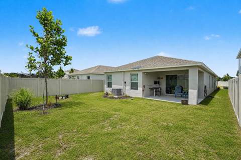 14919 Sterling Spur Avenue, Lithia FL - photo 19 of 30