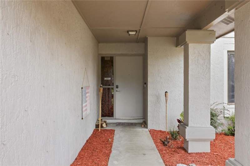 3 bedroom Single Family Residence at 5583 LONG LAKE DRIVE, VISTA HILLS UNIT 2, ORLANDO — photo 4
