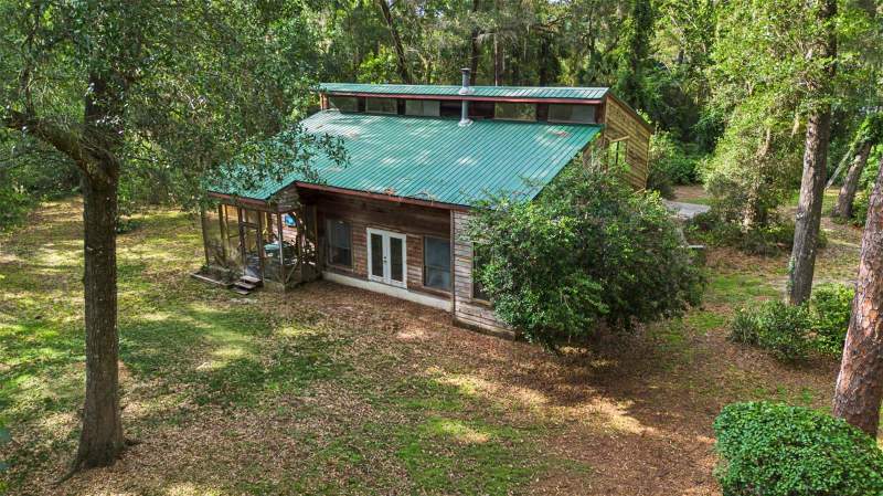 4 bedroom Single Family Residence at 2906 SE 36th Lane, Live Oak Acres, Gainesville — photo 3