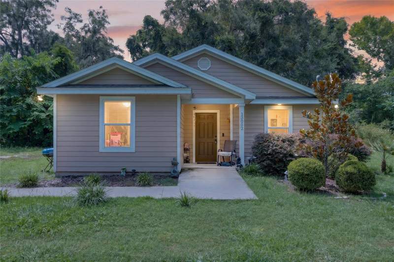 3 bedroom Single Family Residence at 13002 SW 174th Street, Archer, Archer — photo 5