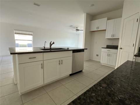 5380 Blue Horizon Way, Wimauma FL - photo 7 of 23