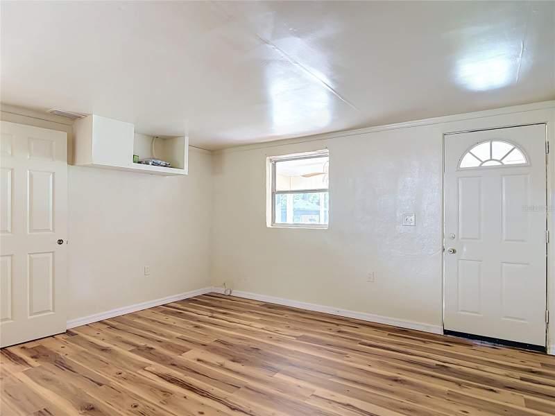 2 bedroom Single Family Residence at 318 S Massachusetts Avenue, Euclid Heights, Deland — photo 4