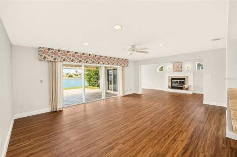 513 Harbor Drive, Indian Rocks Beach FL - photo 14 of 48