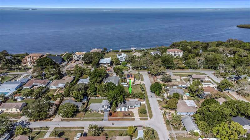 3 bedroom Single Family Residence at 1004 Greenleaf Way, Gulfview Ridge, Tarpon Springs — photo 5
