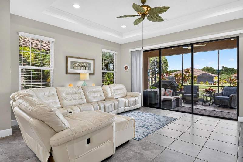 2 bedroom Villa at 5415 Taliaferro Court, Artisan Lakes Esplanade Ph IV Subph A, B,, Palmetto — photo 3