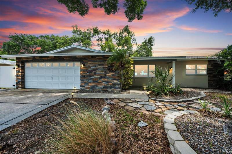 3 bedroom Single Family Residence at 13760 87th Place, Oakhurst Park, Seminole — photo 4