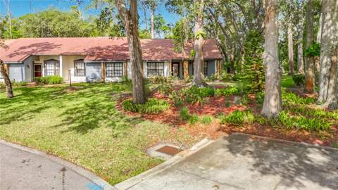 2077 Woodcutter Court, Spring Hill FL - photo 6 of 85