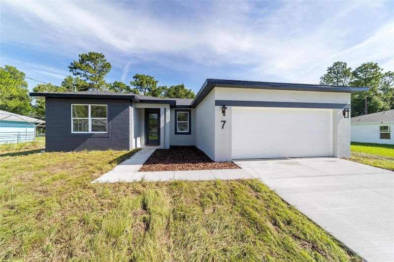 3 bedroom Single Family Residence at 7 Oak Trail, Silver Spgs Shores Un 13, Ocala — photo 2