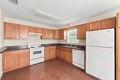 881 5th Street, Winter Haven FL - photo 12 of 36