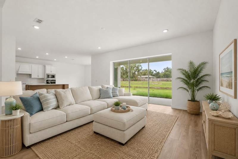 5 bedroom Single Family Residence at 12105 Orchid Ash Street, Cedarbrook, Riverview — photo 2