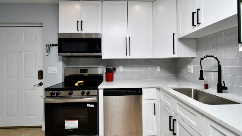 2 bedroom Condominium at 2090 Matecumbe Key Road #1308, Harbor Towers At Burnt Store, Punta Gorda — photo 4